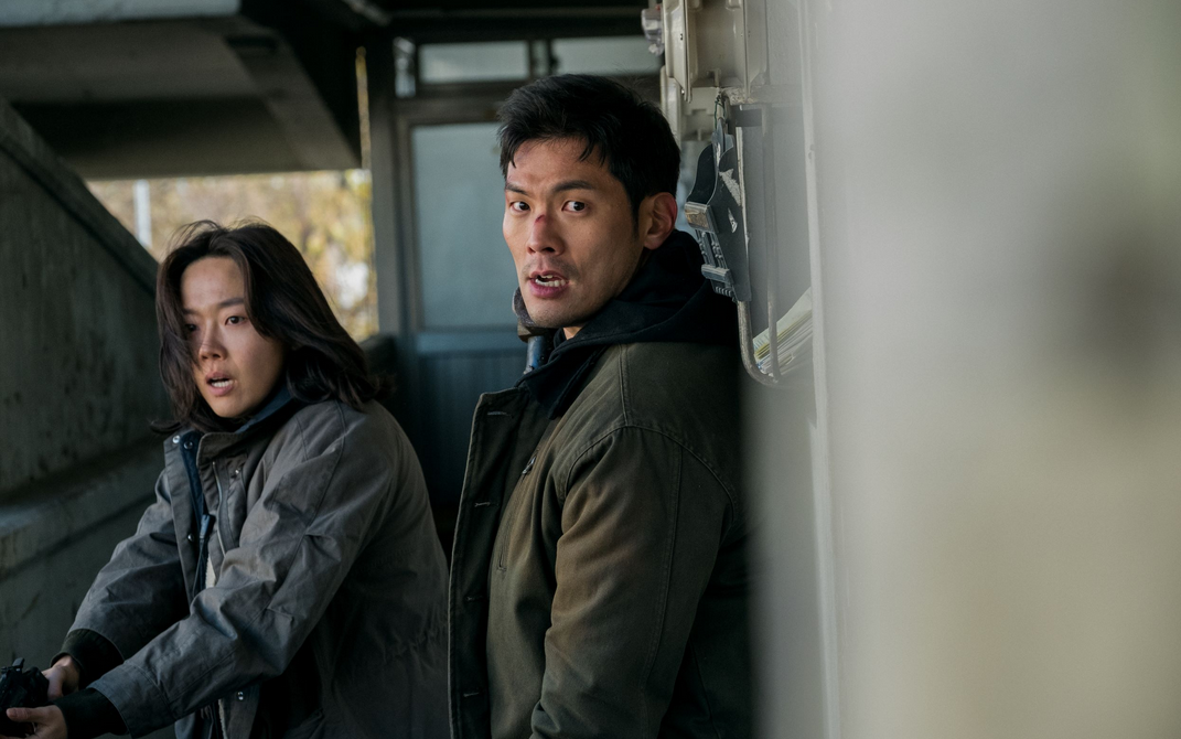 Rai 4 stasera propone "The Beast - Biseuteo", thriller del 2019 di Lee Jeong-ho con Lee Sung-Min e Yoo Jae-Myung, remake coreano del poliziesco francese "36 Quai des Orfèvres".