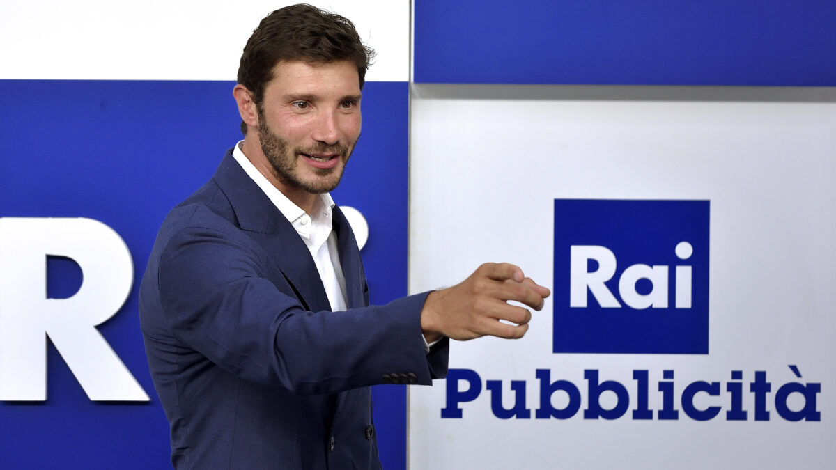 Conti a Sanremo e De Martino ad Affari tuoi: Rai paludata o proiettata verso il futuro?