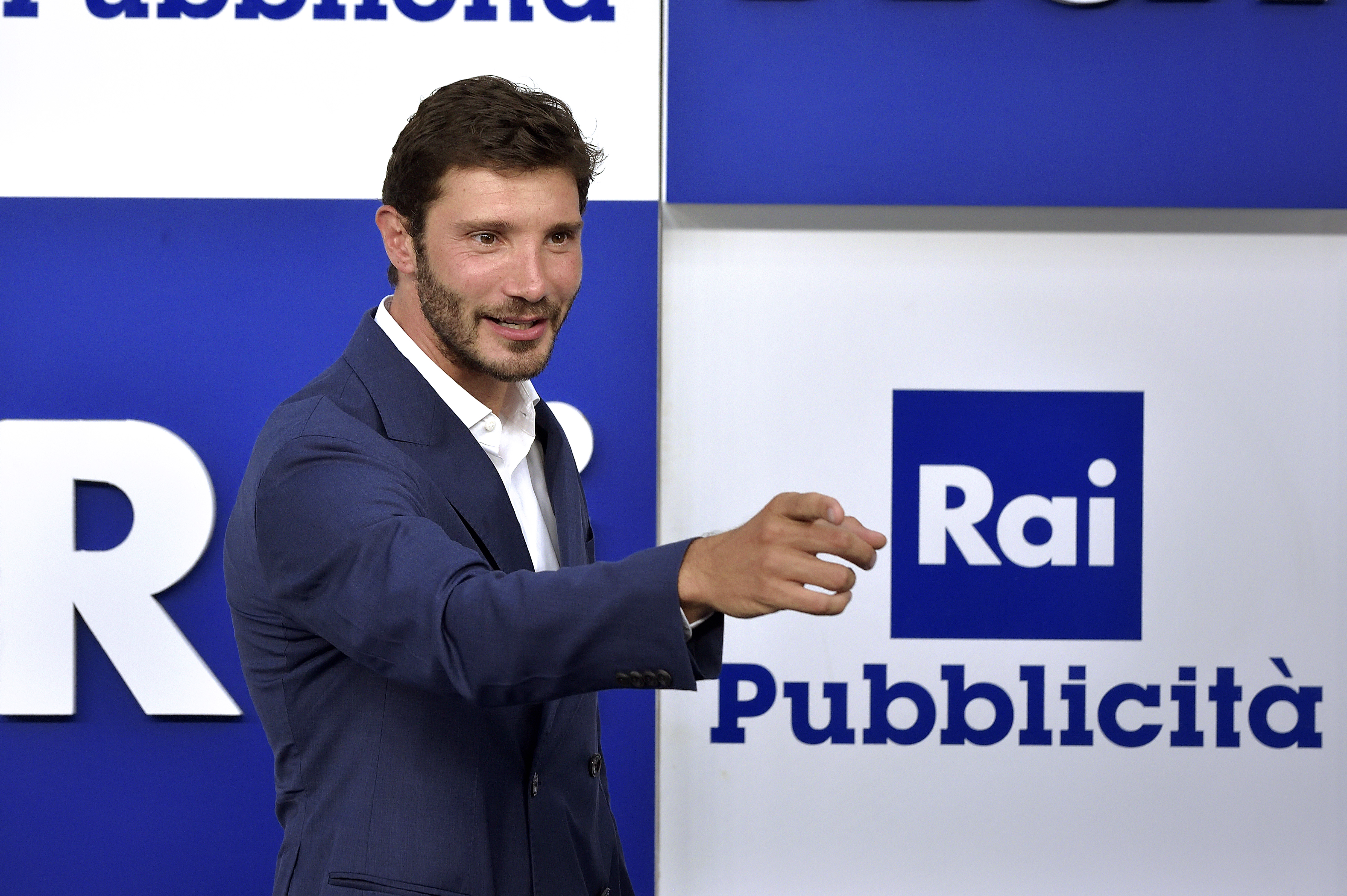Stefano De Martino, il contratto Rai fra access e prime time (Retroscena TvBlog)