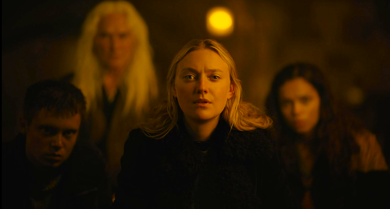 The Watchers – Loro ti guardano: nuovo trailer italiano del fantasy horror con Dakota Fanning