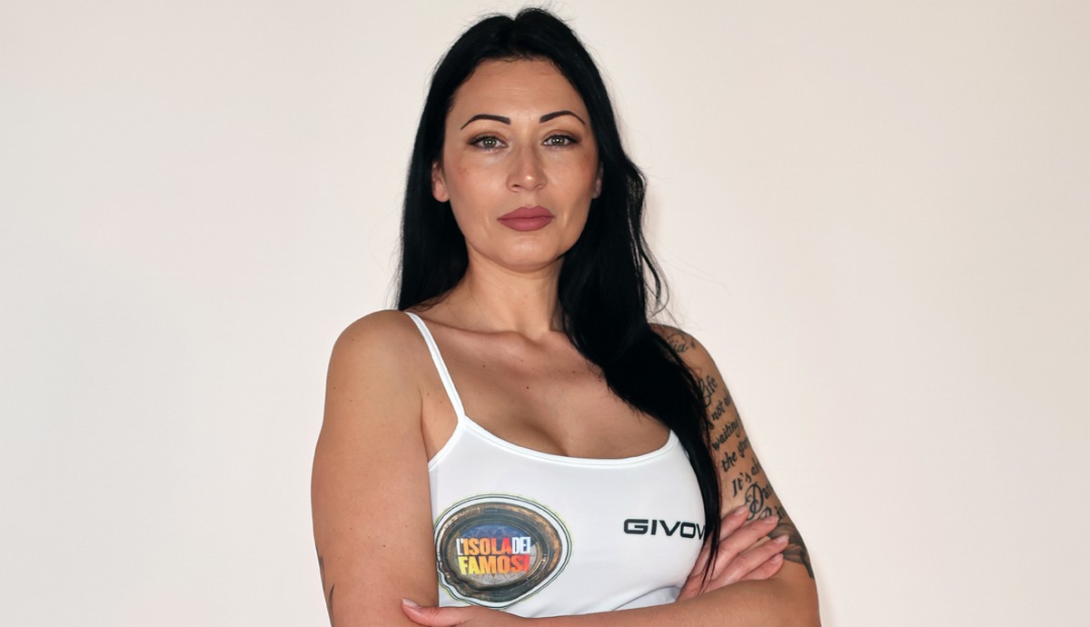 Isola dei Famosi 2024: Tonia Romano si ritira per problemi di salute
