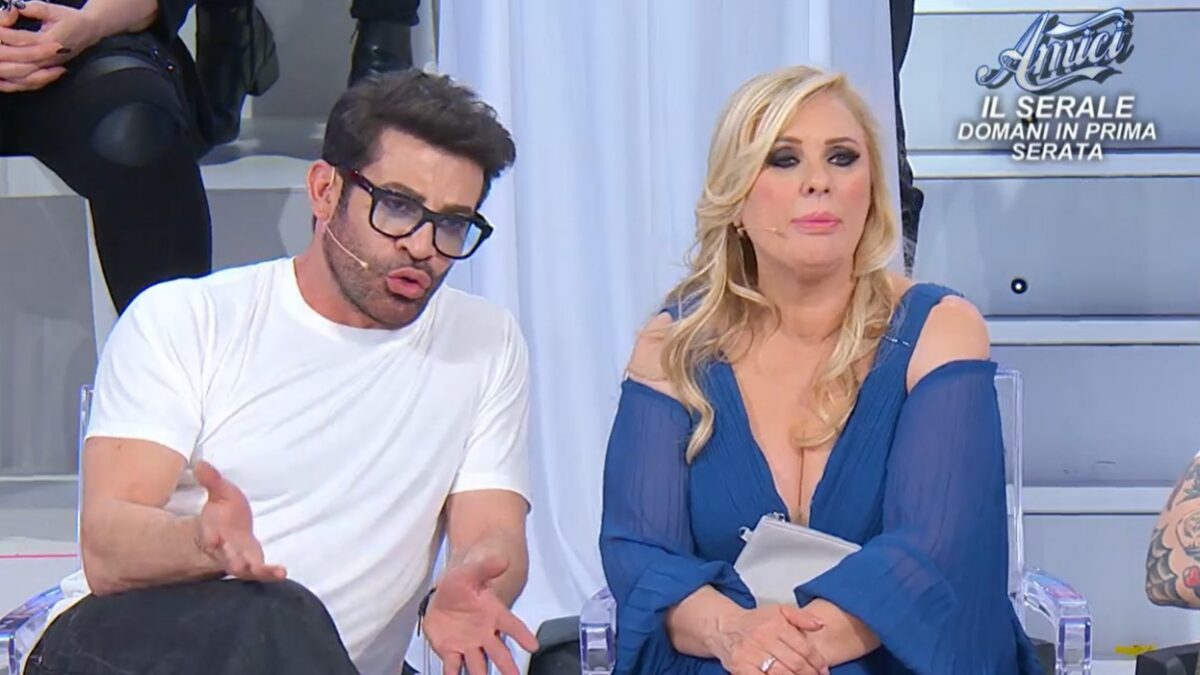 Uomini e Donne, puntata 29 aprile 2024: Mario ha mentito sulla segnalazione?