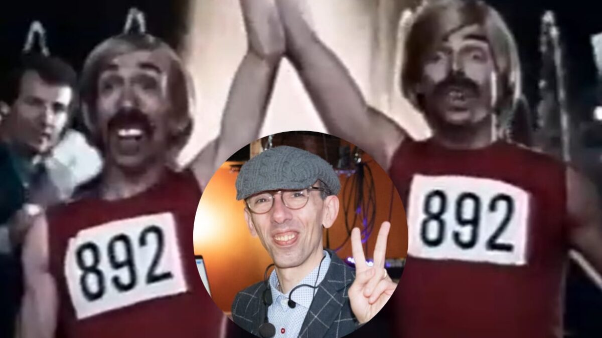 Filippo Buccomino e il successo dello spot 892-892: “Difficile ballare con le protesi ai denti. A Carnevale la gente ancora si veste come noi”