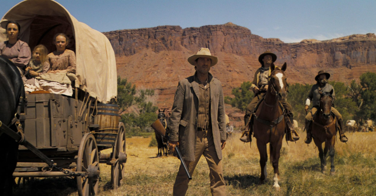 Dopo la tappa fuori concorso al Festival di Cannes, il 4 luglio e il 15 agosto approderà nei cinema italiani con Warner Bros. Pictures, l'epopea western in due capitoli prodotta, diretta e interpretata da Kevin Costner.