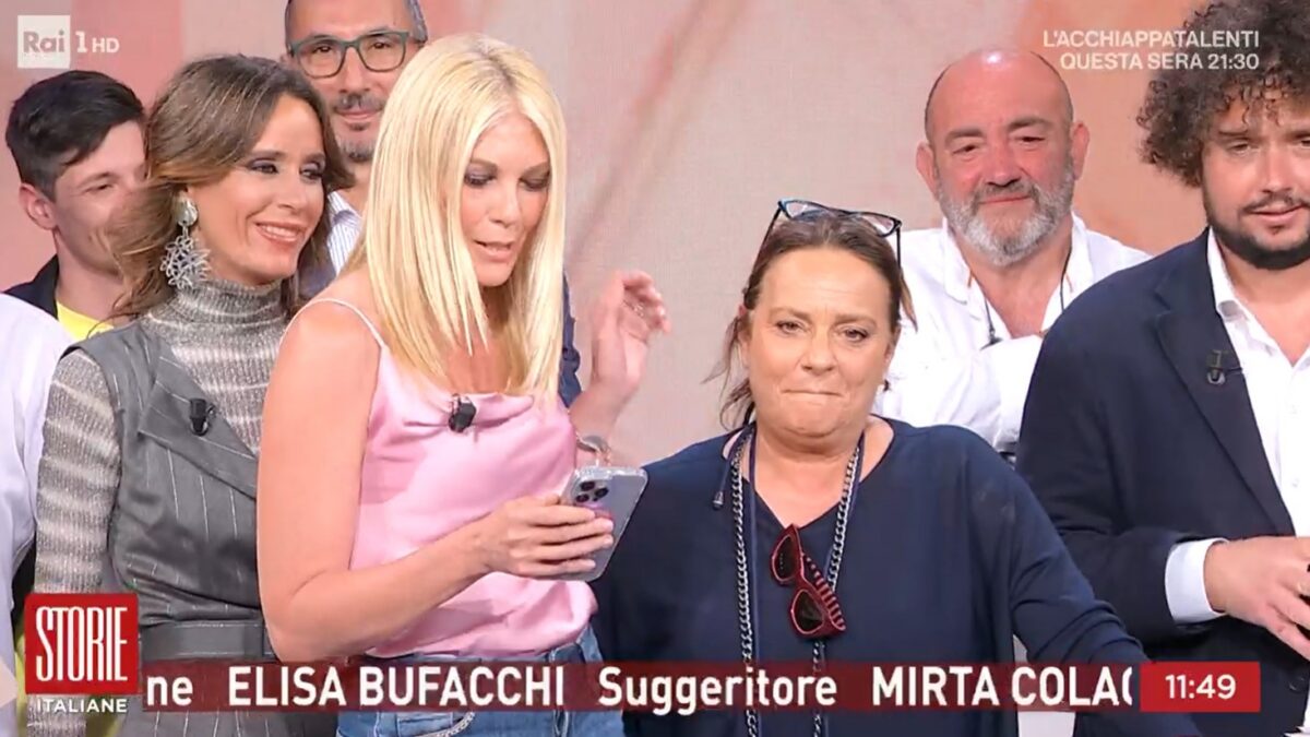 Storie italiane, Eleonora Daniele saluta il pubblico: “Grazie a questa squadra che io amo follemente”