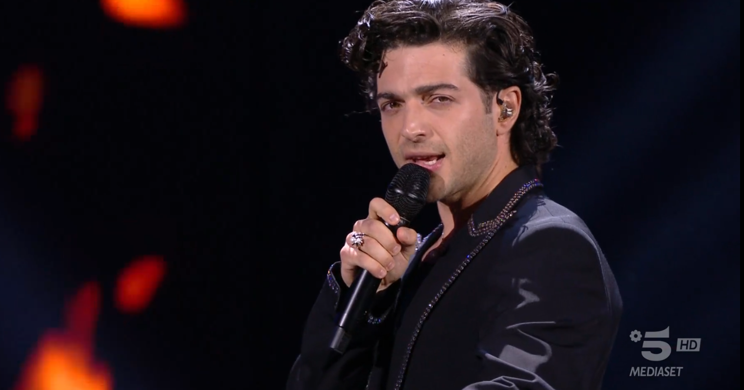 Il Volo – Tutti per uno, stasera su Canale 5 la replica della seconda puntata: ospiti e la scaletta delle canzoni
