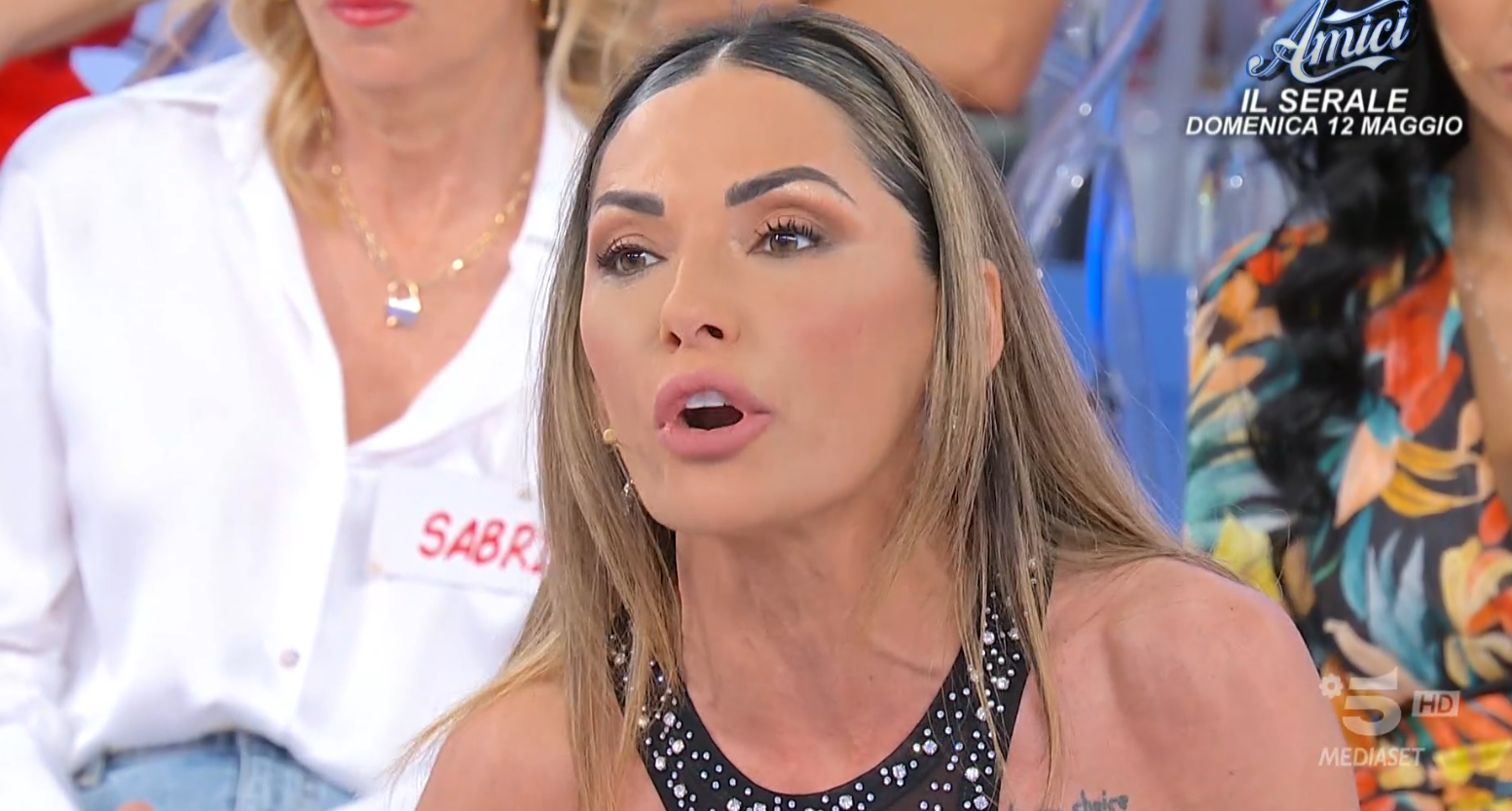 Uomini e Donne, puntata 9 maggio 2024: Ida elimina Mario (che confessa le veridicità della segnalazione)