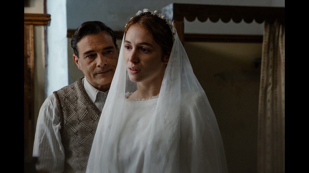 Il mio Posto è qui: foto e poster del film con Ludovica Martino e Marco Leonardi
