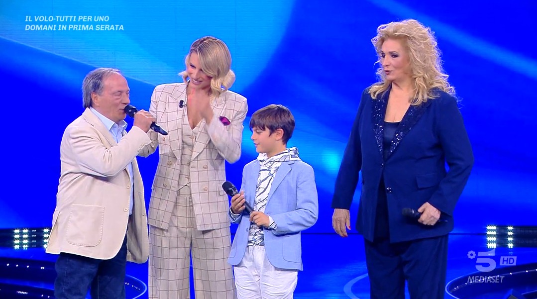 Io Canto Family: retorica e lacrime, tutto nella norma