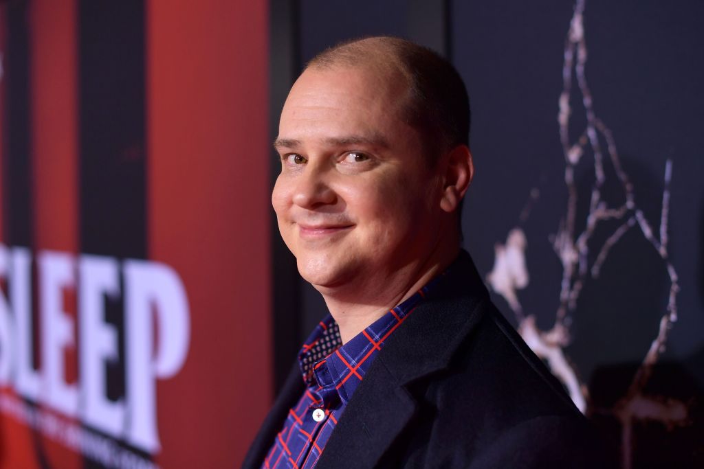 Il regista degli horror "Doctor Sleep" e "La caduta della casa degli Usher" mette mano al franchise "L'esorcista" con un nuovo capitolo ambientato nel medesimo universo.