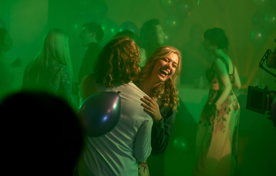 Su Rai 2 Quello che non so di te, dramma romantico del 2020 di Brian Baughin con Rose Reid, Jedidiah Goodacre, Tom Everett Scott e Vanessa Redgrave.