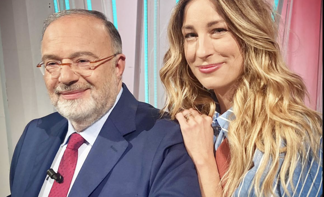 Tv Talk: il lungo e struggente addio di Massimo Bernardini, che lascia per quattro ragioni. In studio anche la nuova conduttrice Mia Ceran