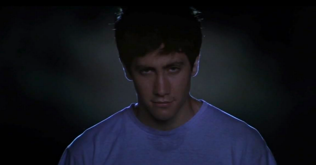 A vent'anni dal suo debutto italiano torna nei cinema con Notorious Pictures, il cult Donnie Darko di Richard Kelly con Jake Gyllenhaal, Jena Malone, Drew Barrymore, Patrick Swayze e Noah Wyle.