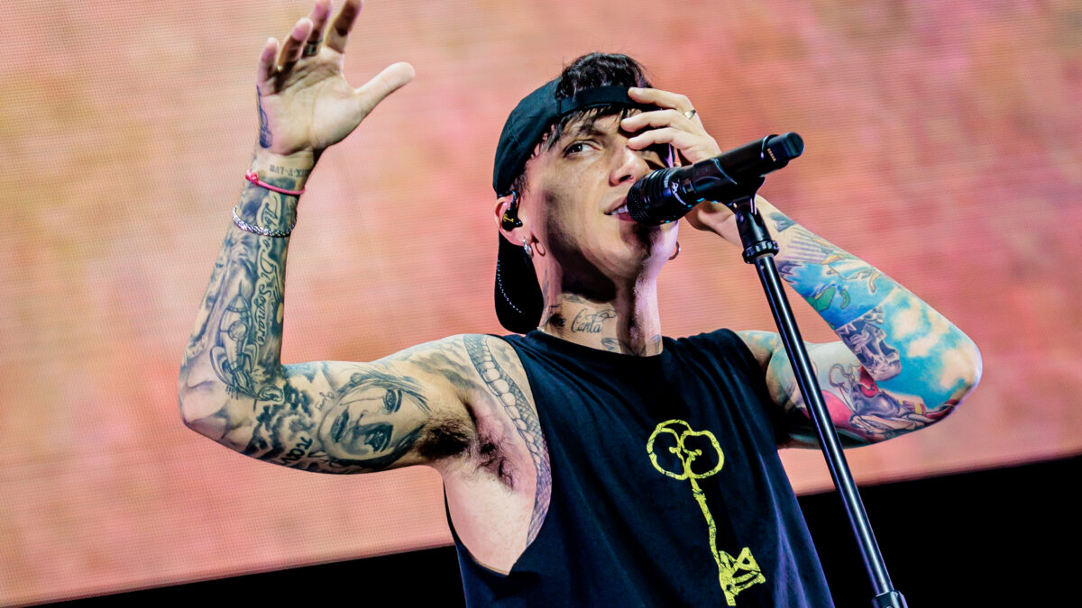 La scaletta di Ultimo in concerto a Napoli, 9 giugno 2024: ordine delle canzoni, orario, come arrivare
