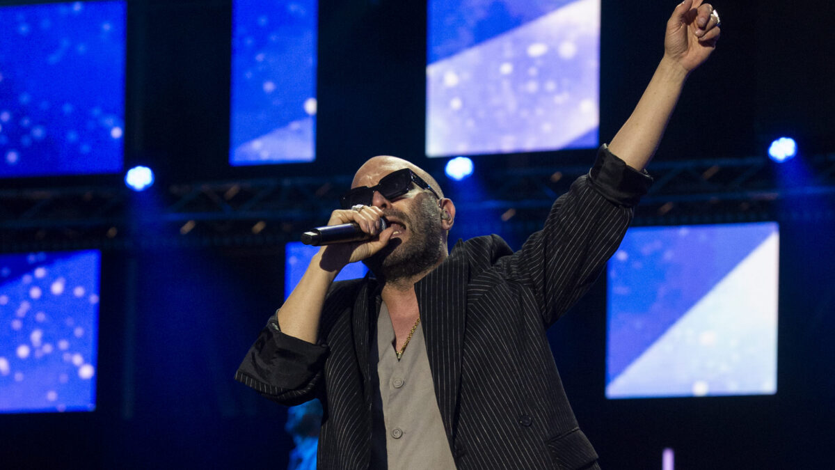 I Negramaro in concerto a Napoli allo Stadio Maradona: ospiti, anticipazioni scaletta, orario e biglietti