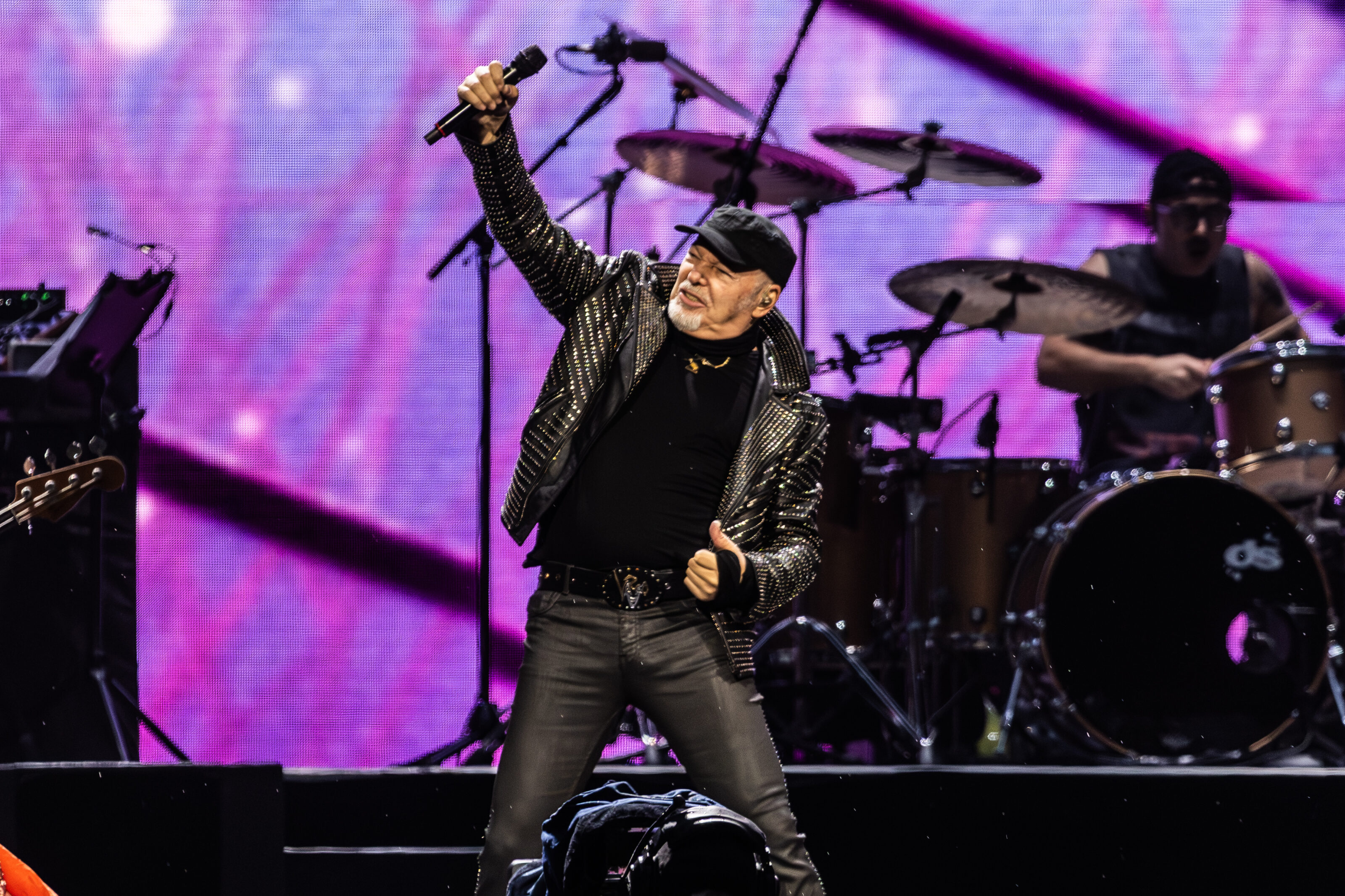 Vasco Rossi infiamma San Siro, la scaletta del concerto di sabato 15 giugno 2024