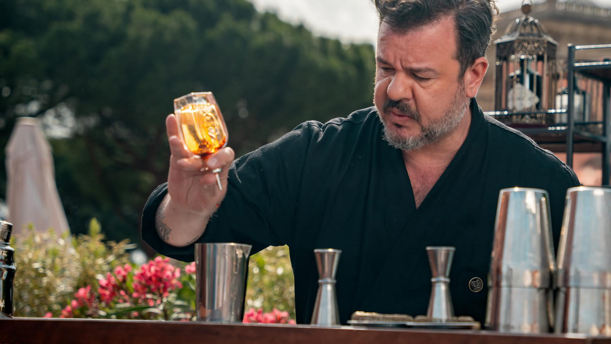 Patrick Pistolesi a TvBlog: “Cocktail Tour su Sky per fare divulgazione, non è ancora tempo di talent sulla mixology”