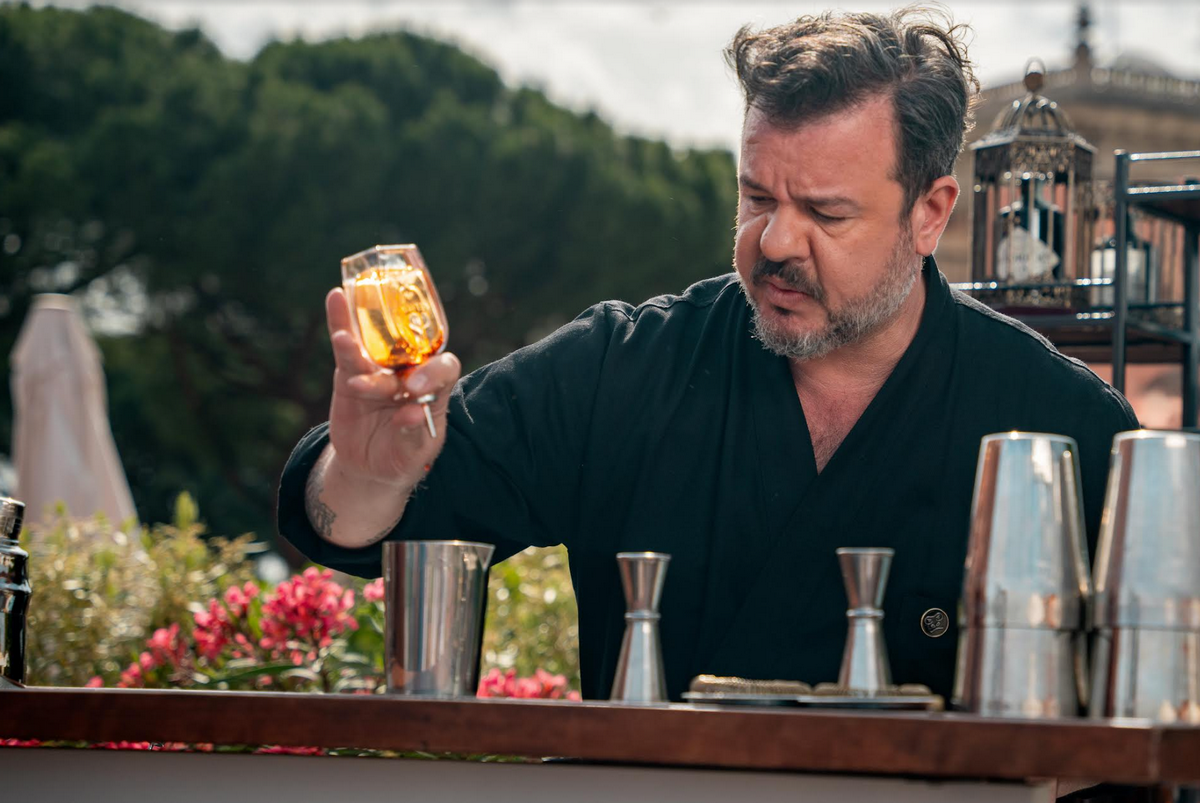 Patrick Pistolesi a TvBlog: “Cocktail Tour su Sky per fare divulgazione, non è ancora tempo di talent sulla mixology”