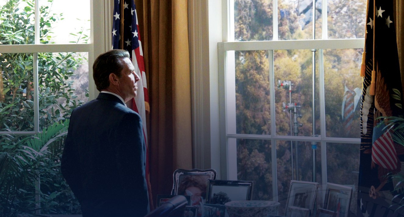 Vita e carriera del 40° Presidente degli Stati Uniti e icona degli anni 80 nel film biografico Reagan diretto da Sean McNamara e interpretato da Dennis Quaid, Penelope Ann Miller, Mena Suvari e Jon Voight.