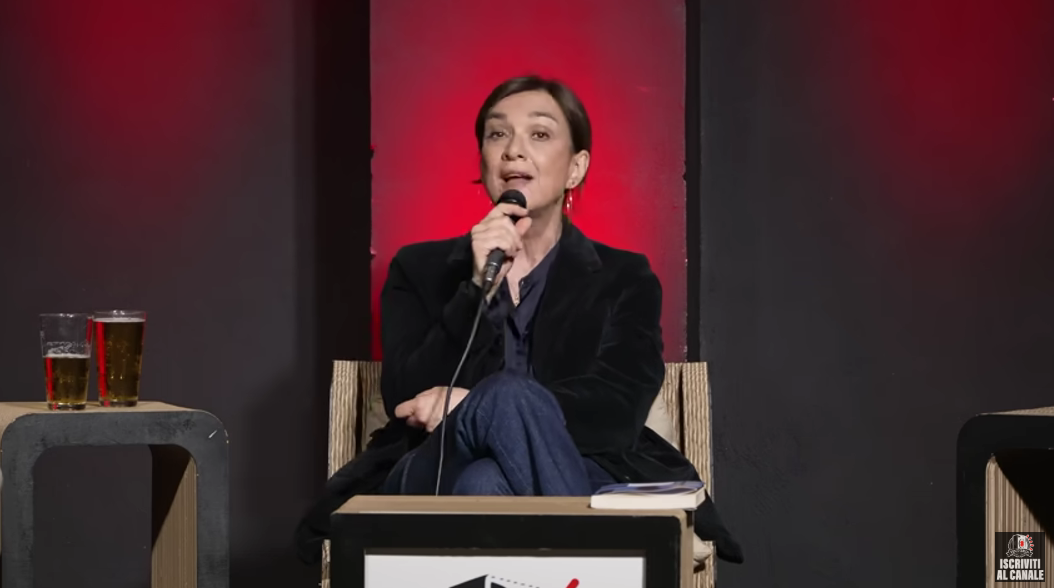 Daria Bignardi: “Fare la direttrice di Rai3 fu un errore. Berlusconi mi guardò con disprezzo…” (VIDEO)