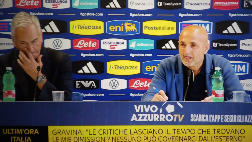 Conferenza Spalletti, Sky Sport 24 va in pubblicità mentre il ct risponde all’inviato Sky