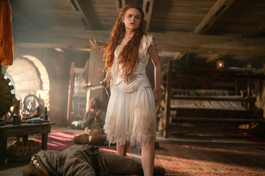 Rai 2 stasera propone The Princess, fantasy d’azione del 2022 diretto da Le-Van Kiet e interpretato Joey King, Dominic Cooper, Olga Kurylenko e Veronica Ngô.