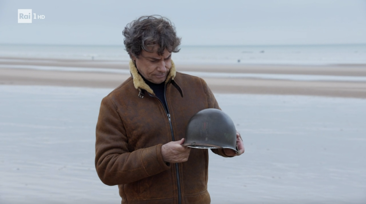 Ulisse – Normandia, 80 anni dallo sbarco, su Rai 1 torna Alberto Angela per ripercorrere il D-Day