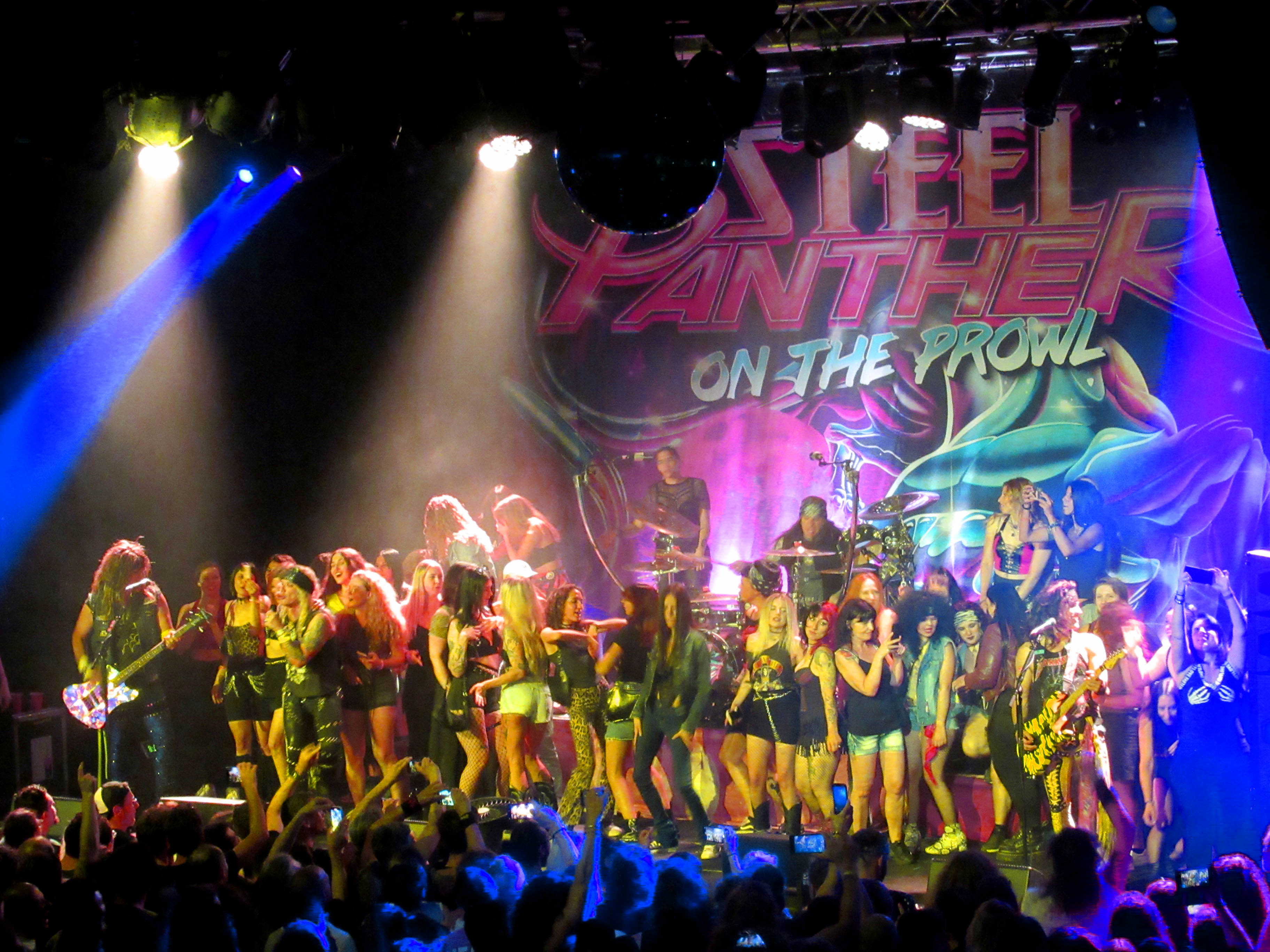 Steel Panther a Milano: la tradizione è sempre la tradizione (report 8 Giugno 2024)