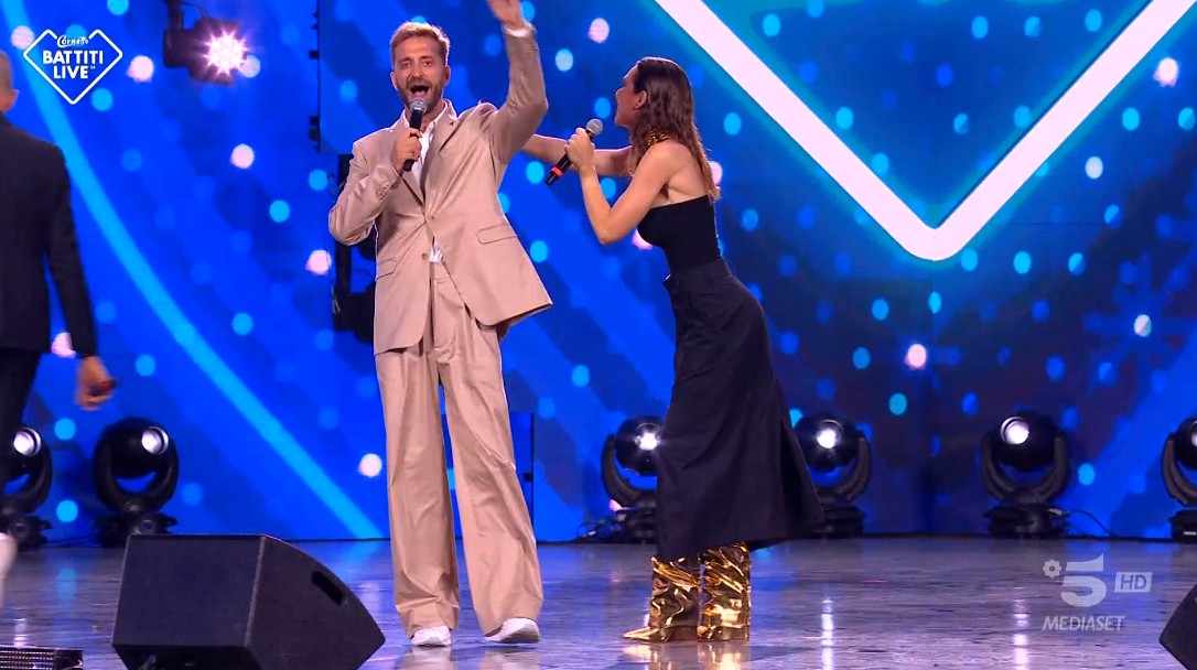 Ascolti tv lunedì 8 luglio 2024: Battiti Live a 2,7 mln (22,4%), Mina Settembre a 2 mln (12,8%)