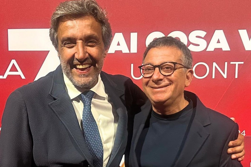 Famiglie d’Italia su La7 con Flavio Insinna: aperti i casting (video)