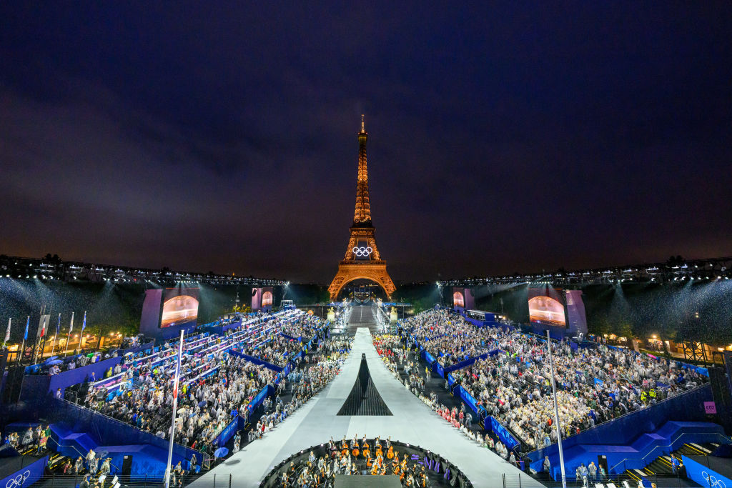 Ascolti tv lunedì 29 luglio 2024: Battiti Live 2.1mln (17.36), Olimpiadi – Nuoto e Scherma sopra i 4 mln