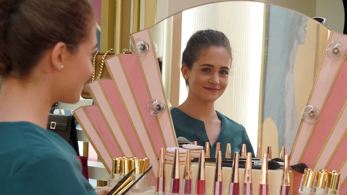 Anticipazioni Il Paradiso delle Signore 9 puntata del 16 settembre 2024: Odile non vuole fare un’intervista con Adelaide e scappa da Rosa e Marcello