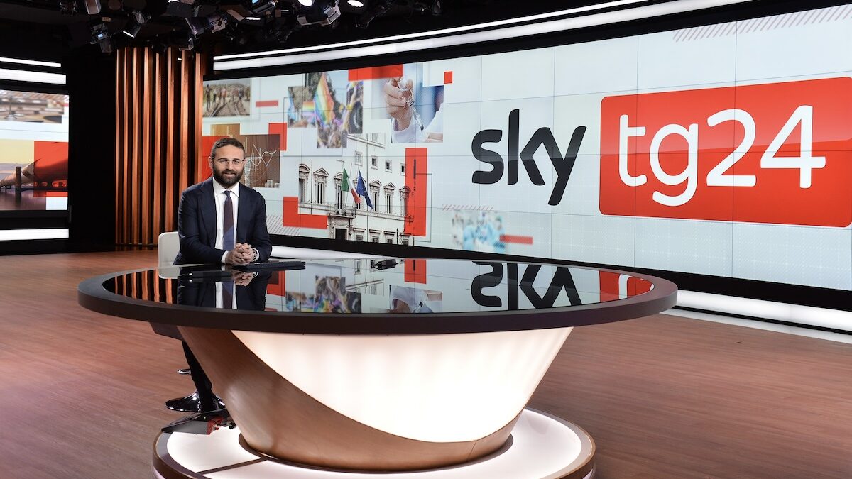Sky TG24, palinsesto 2024-2025: Trincia e Rigopiano e attualità “audience driven”. De Bellis agli editori: “Uniamoci e creiamo un format per i confronti politici”