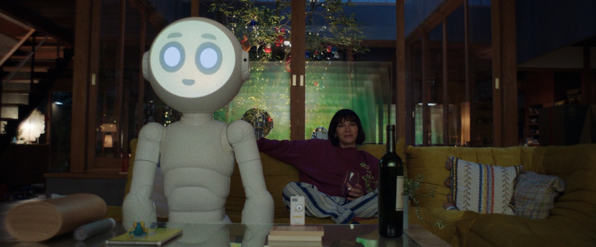 Sunny, robot, segreti e tanta umanità nella serie tv di Apple TV+ ambientata in Giappone: trama, cast e dichiarazioni