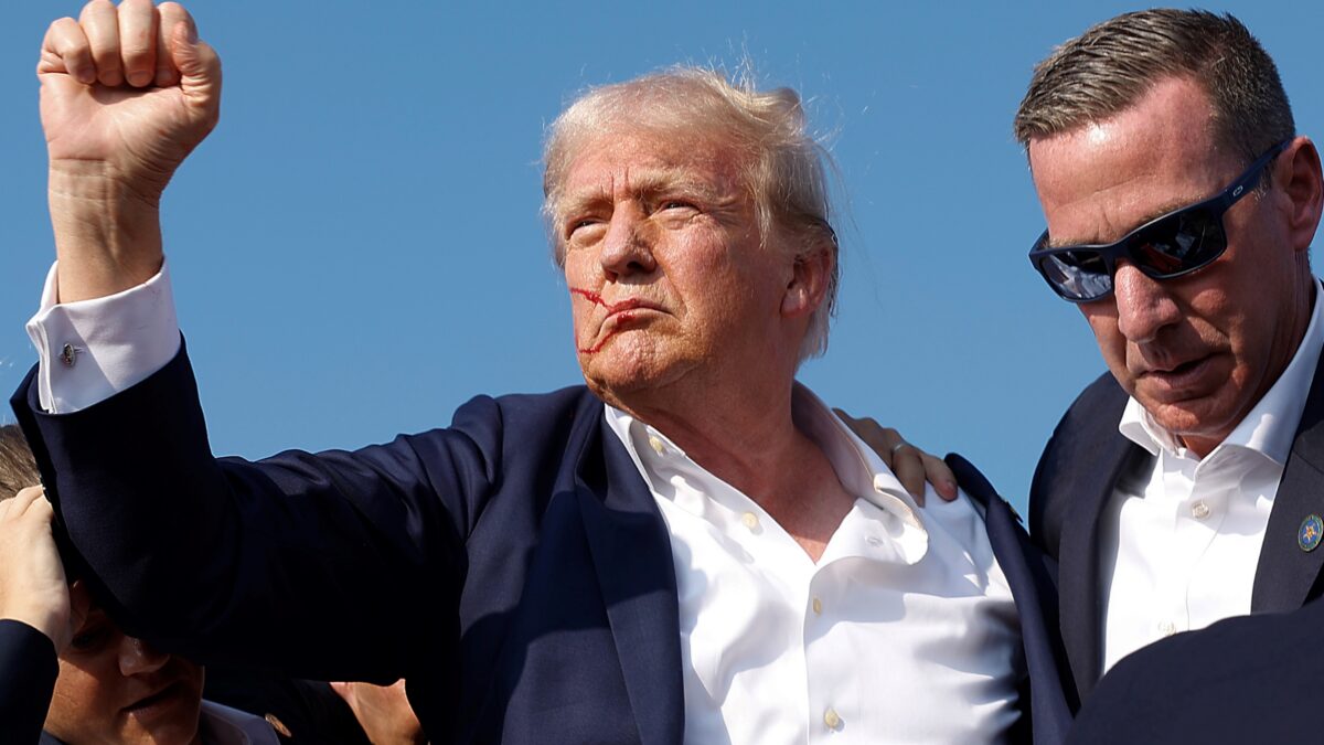 Attentato a Trump, gli speciali tv in Italia