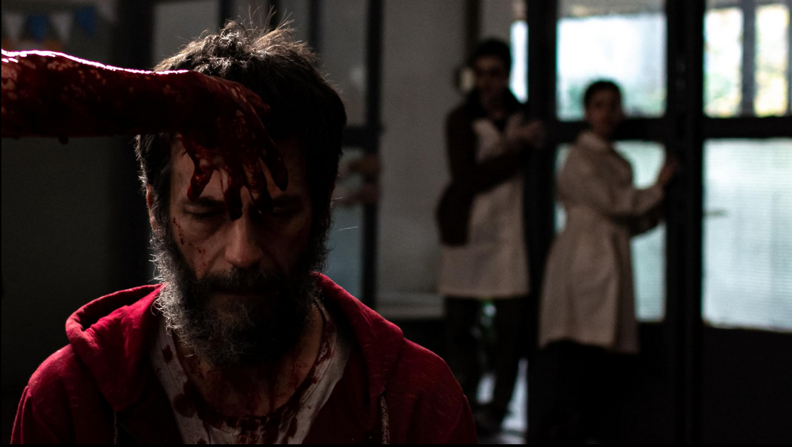 Dal 18 luglio nei cinema italiani con Blue Swan Entertainment When Evil Lurks (Cuando acecha la maldad), il nuovo horror del regista argentino Demián Rugna (Terrorizzati)