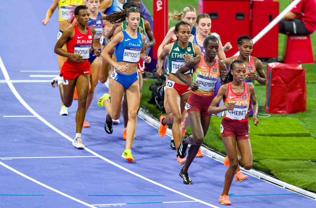 Ascolti tv lunedì 5 agosto 2024: Olimpiadi Parigi – Atletica leggera a 4,4 mln (27%), Battiti Live a 1,8 mln (14%)