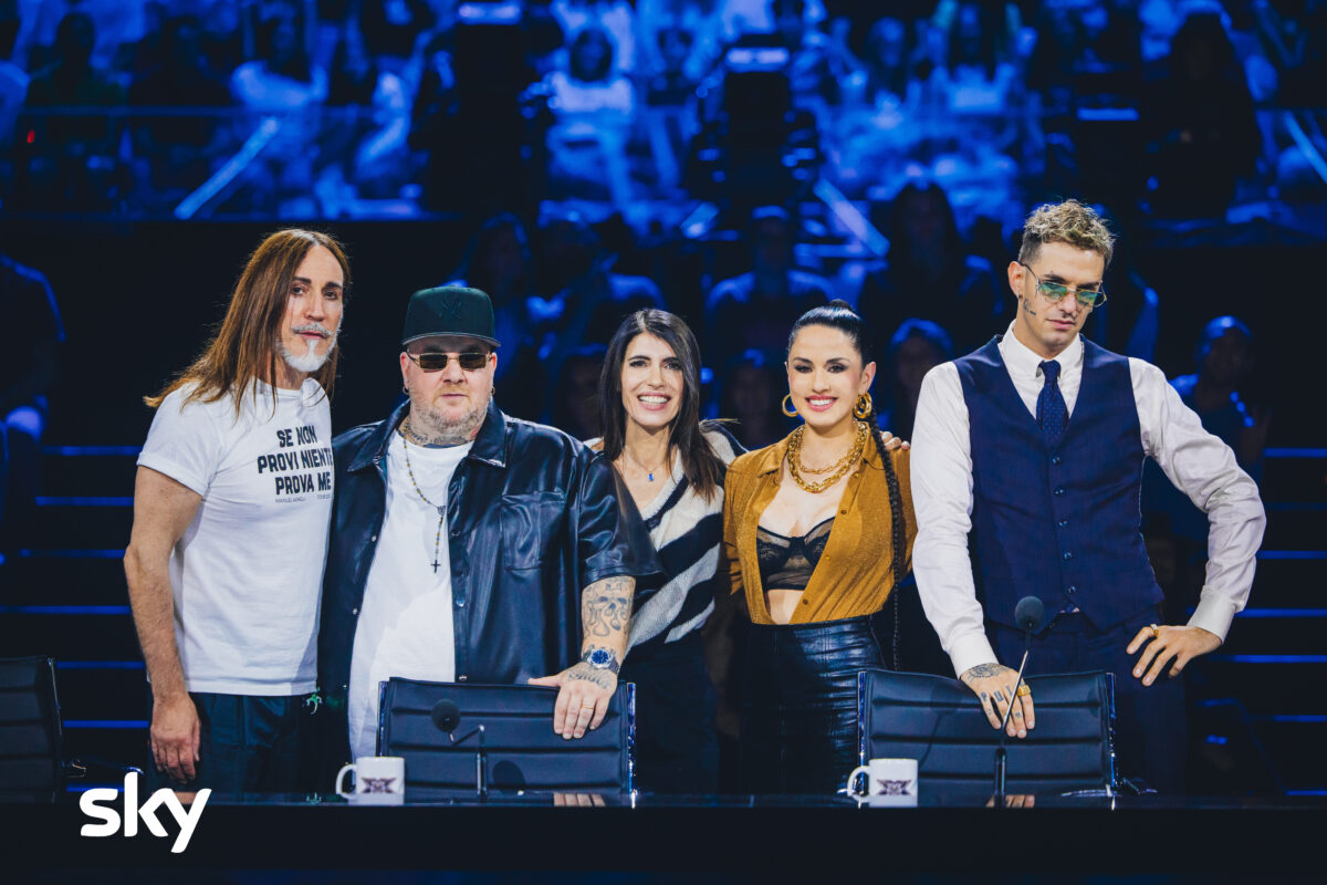X Factor 2024, prima puntata: Dimensione Brama eliminati, Paola Iezzi al ballottaggio con due concorrenti