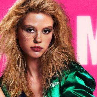 Recensione e tutto quello che c'è da sapere su "MaXXXine", film thriller-horror di Ti West con Mia Goth, Lily Collins, Kevin Bacon e Giancarlo Esposito.