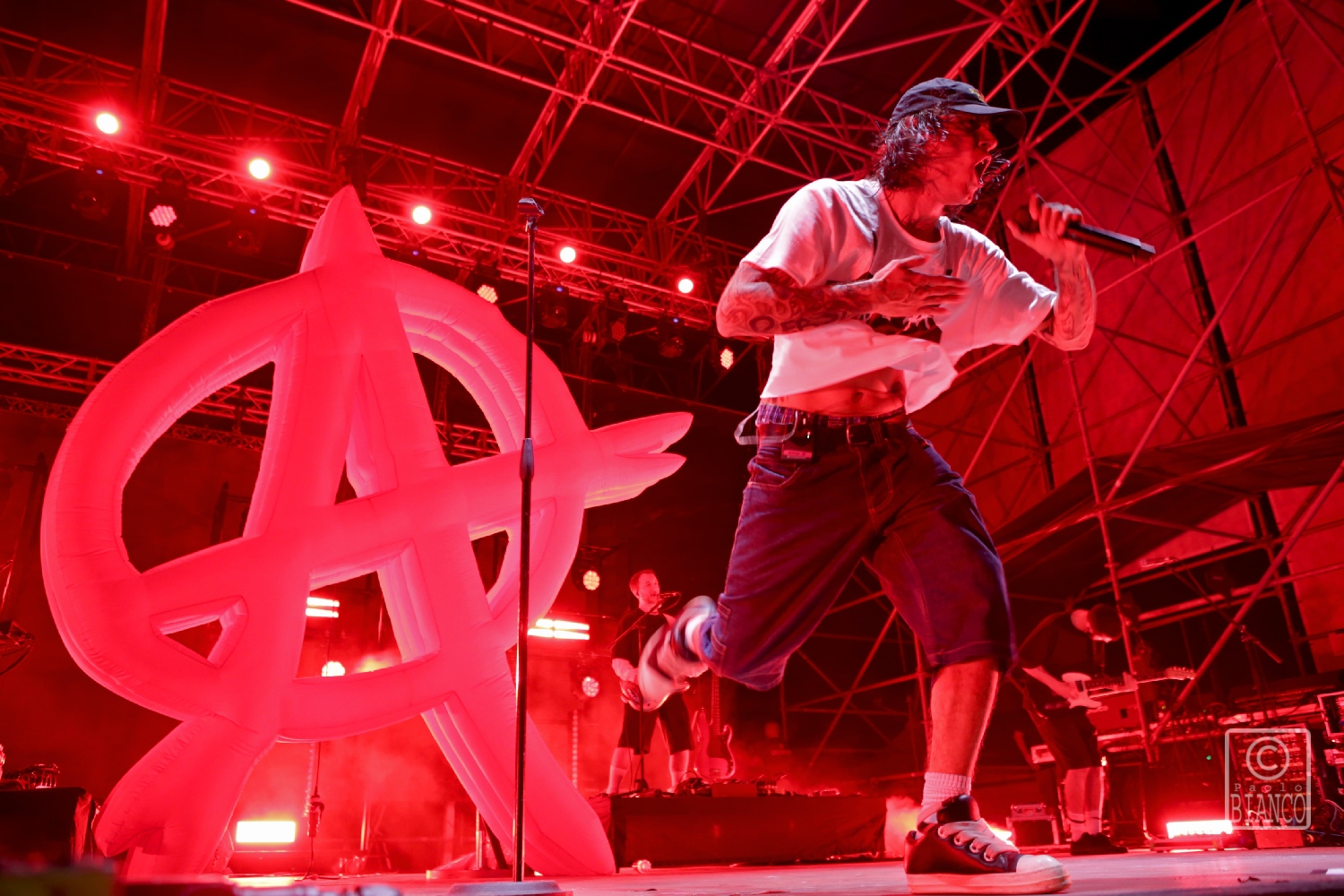 naska bay fest simbolo anarchia A