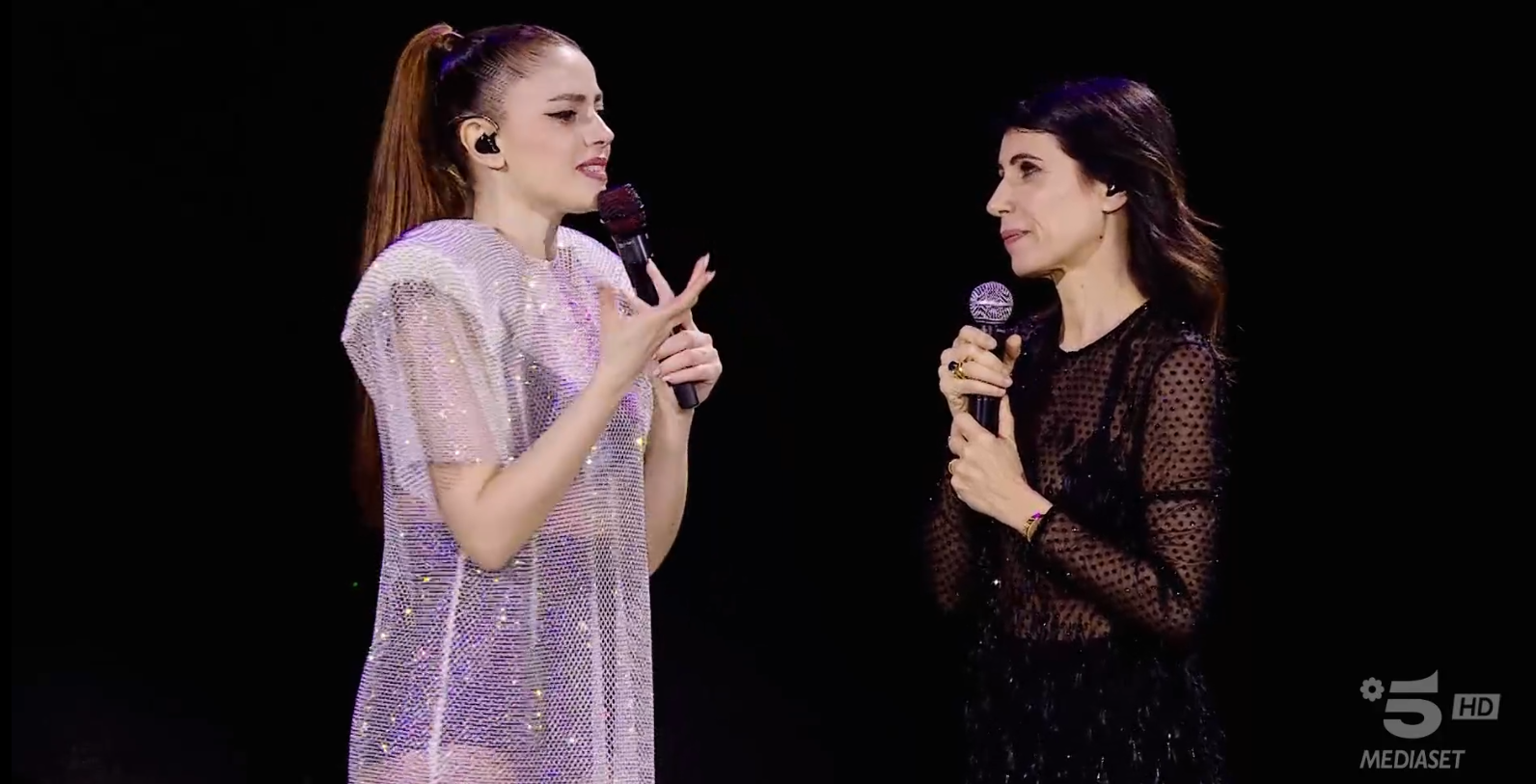 Annalisa Tutti in Arena, tutti i cantanti ospiti, scaletta ed esibizioni