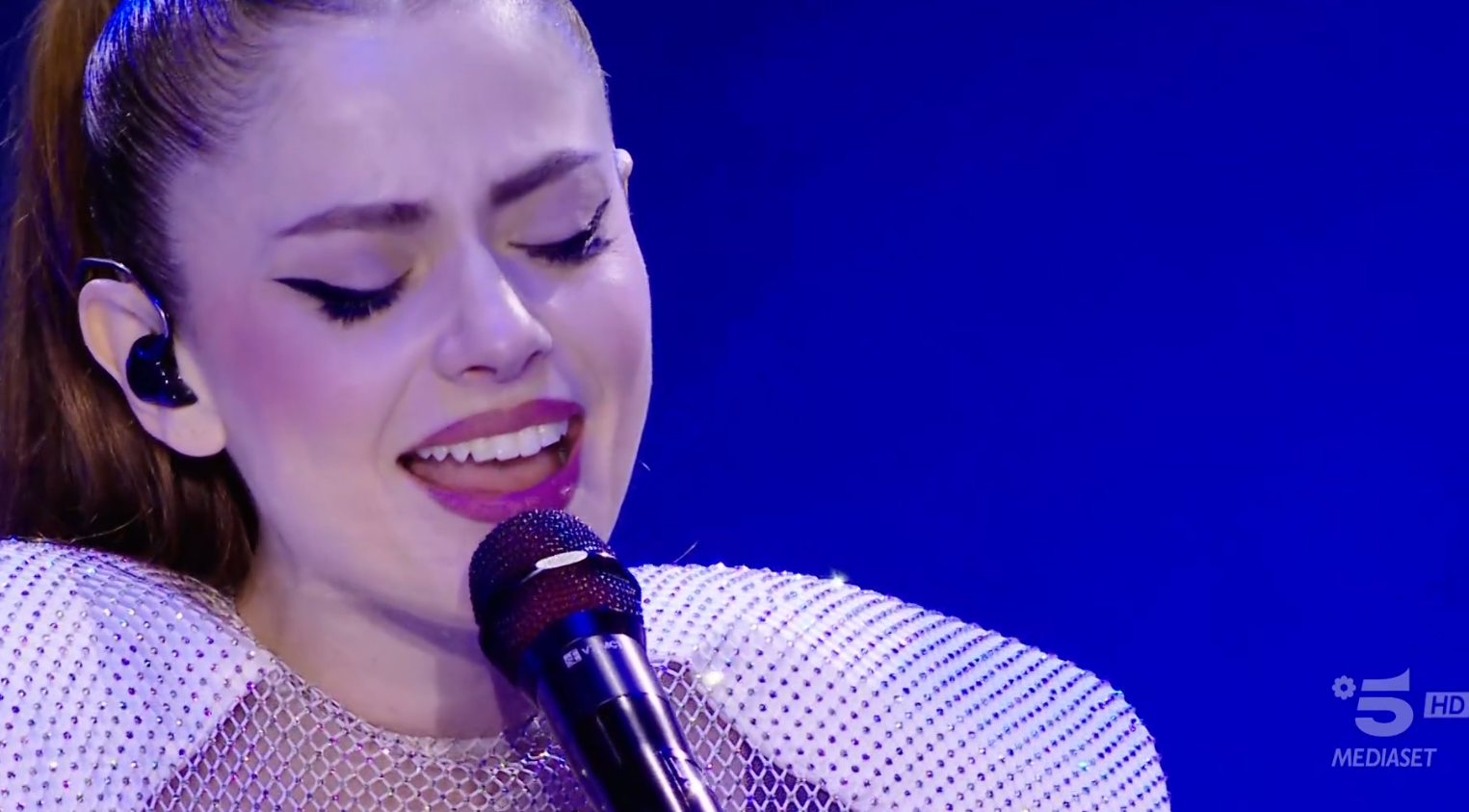 Ascolti tv giovedì 5 settembre 2024: Annalisa – Tutti in Arena a 2,2 mln (17%), Noos a 1,6 mln (12%)