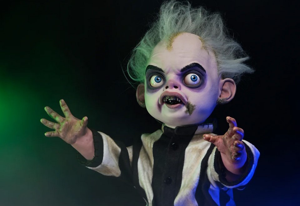 Beetlejuice 2: la bambola di “Baby Beetlejuice” a grandezza naturale by NECA