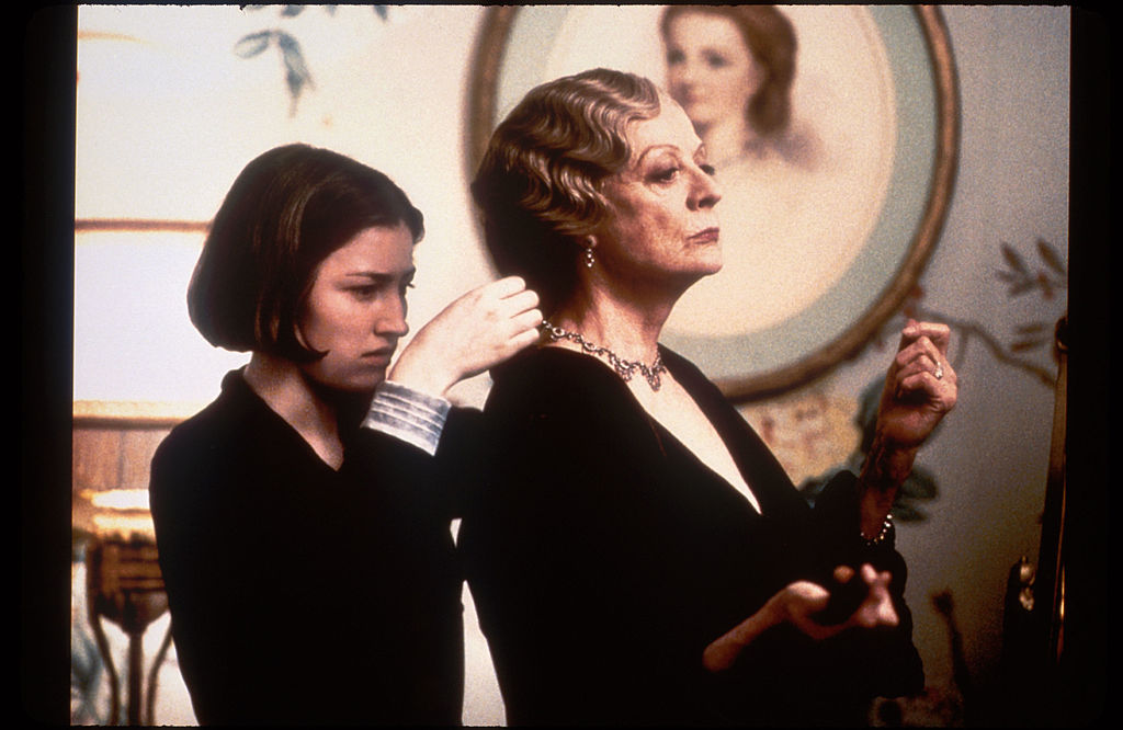 10 film e tutto quello che c'è da sapere su Dame Maggie Smith, l'amata attrice britannica di Harry Potter e downton Abbey, due volte premio Oscar, morta a 89 anni.