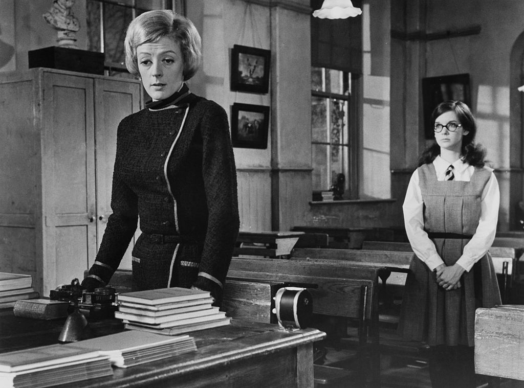 10 film e tutto quello che c'è da sapere su Dame Maggie Smith, l'amata attrice britannica di Harry Potter e downton Abbey, due volte premio Oscar, morta a 89 anni.