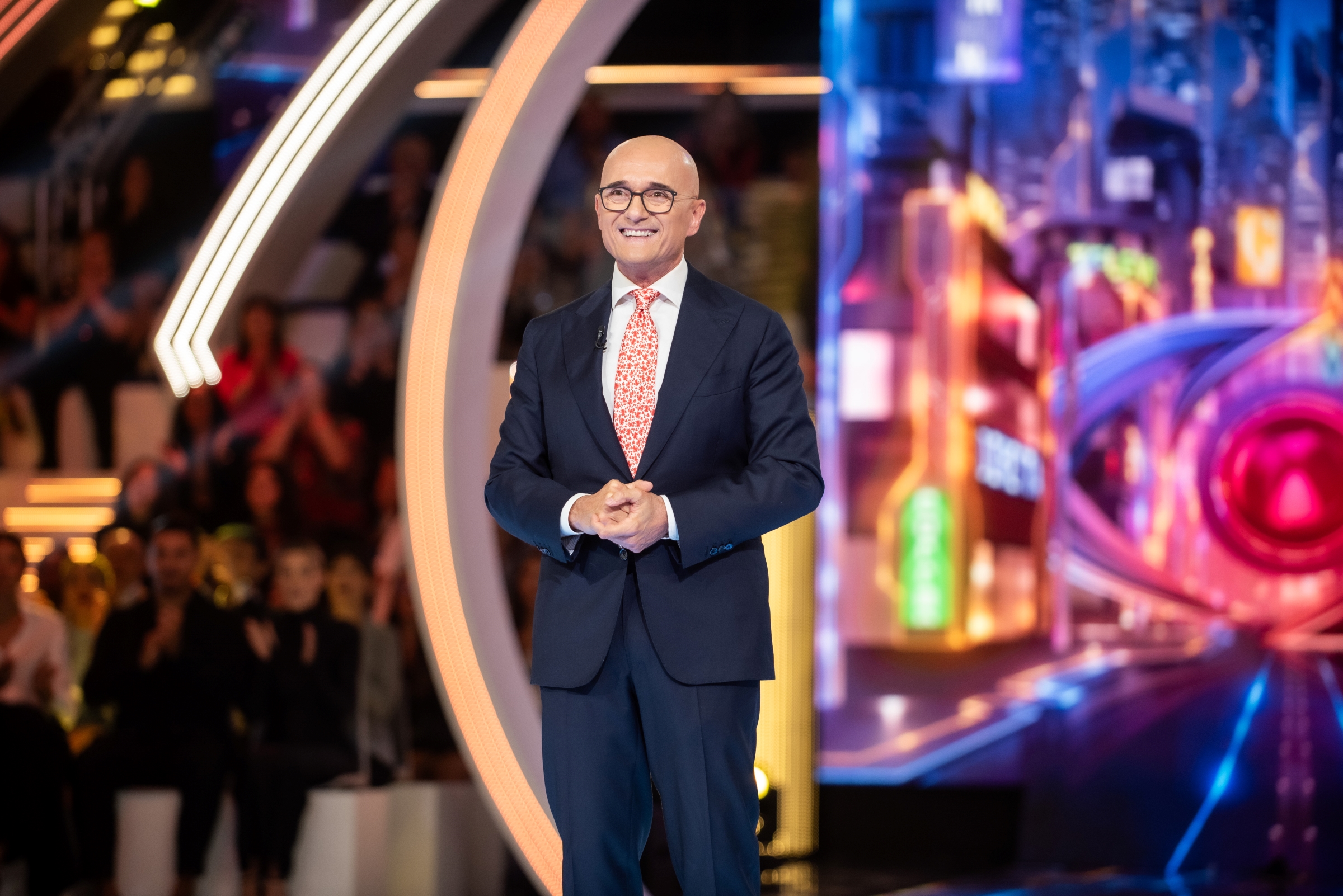 Grande fratello, torna l’effetto cavalletta su Canale 5, ma… (Retroscena TvBlog)