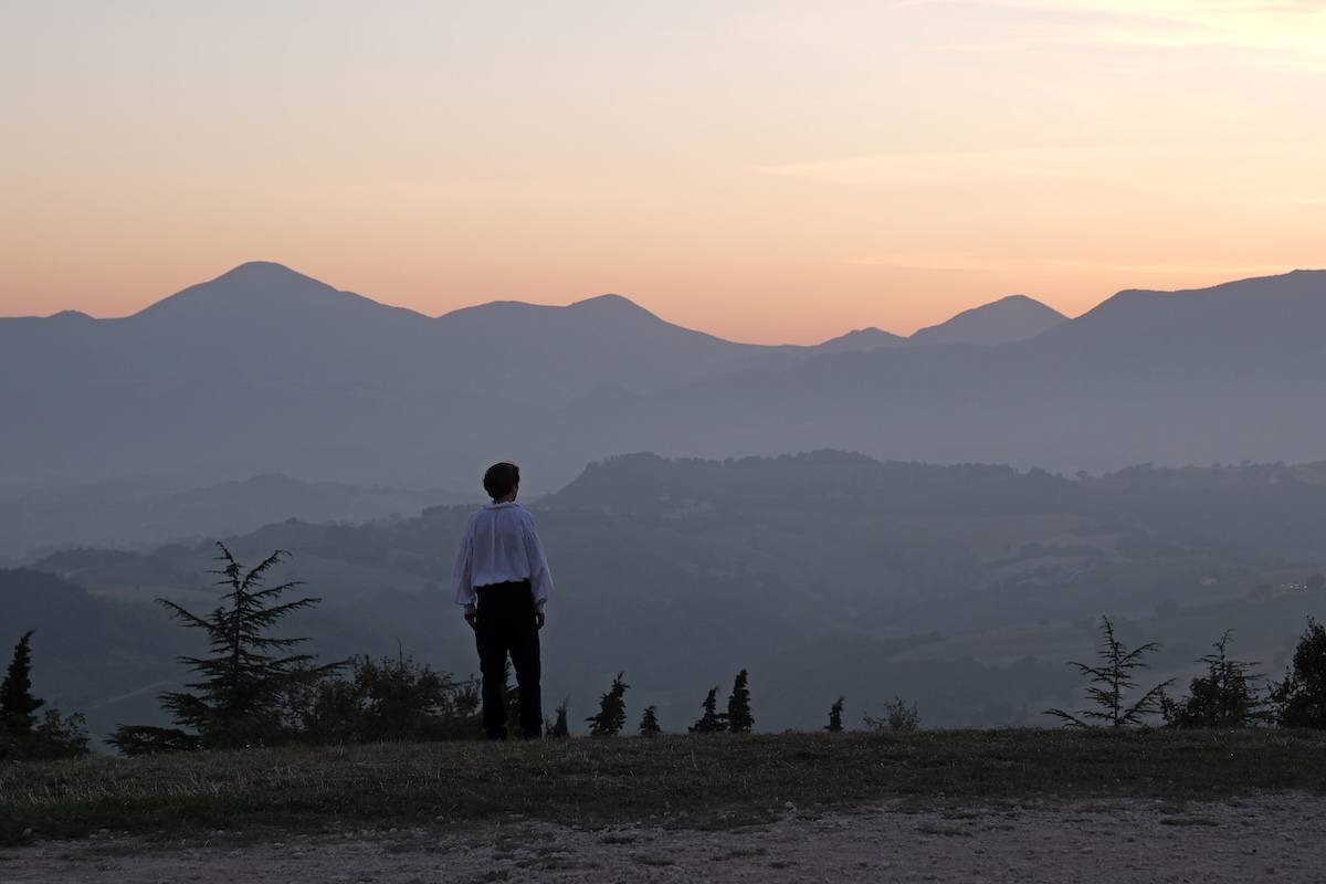 Ascolti tv mercoledì 8 gennaio 2025: Leopardi chiude a 3,7 mln (21%). GF a 2,6 mln (20%)