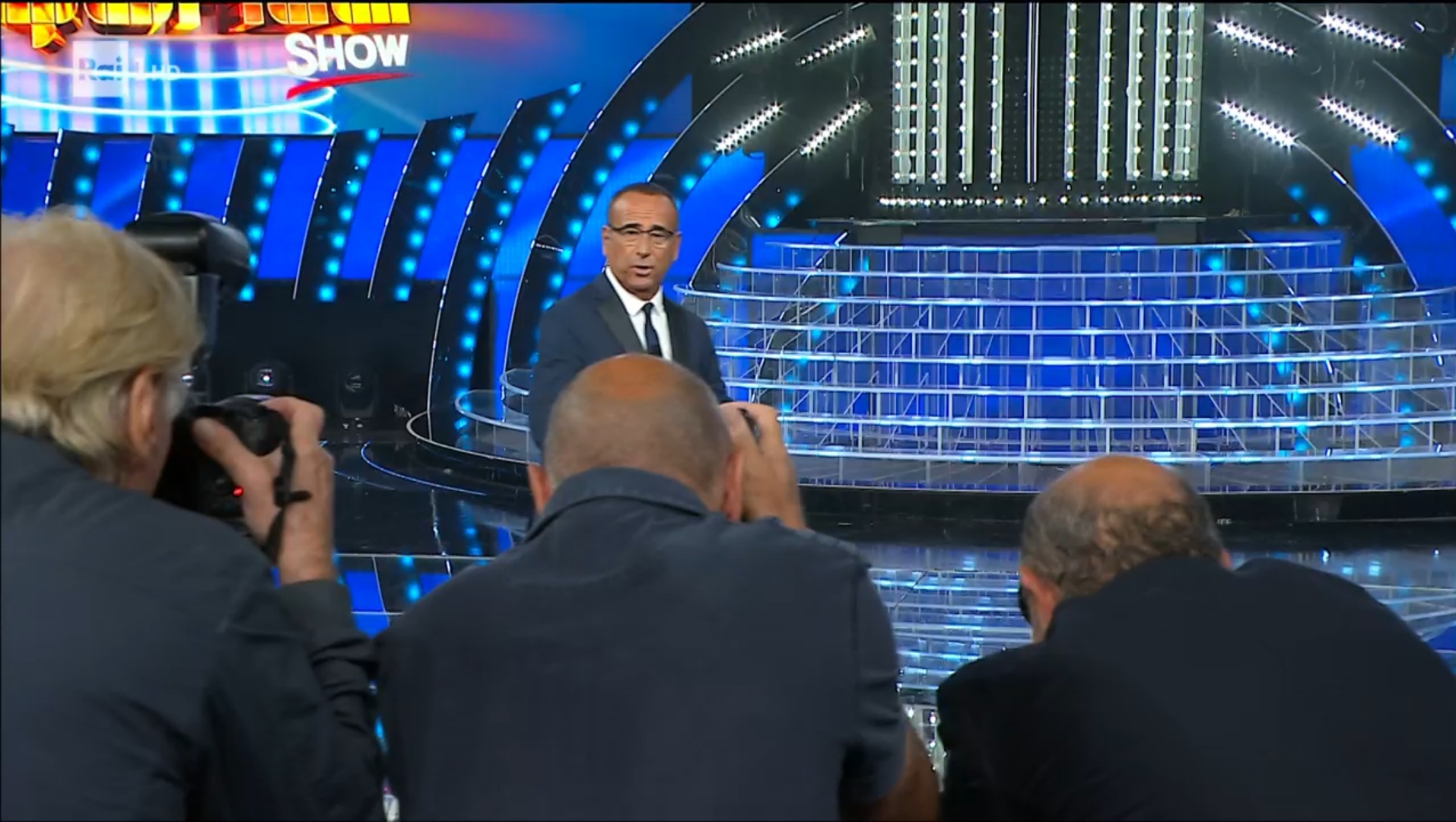 Tale e Quale Show è il fedele compagno del venerdì sera in tv