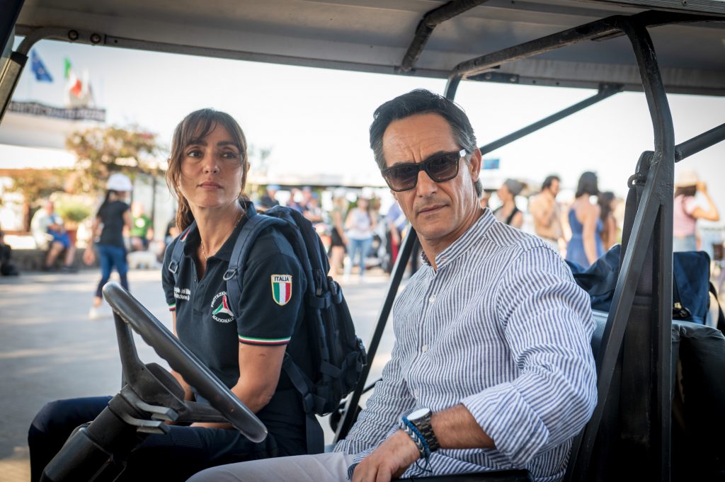 Sempre al tuo fianco, il cast