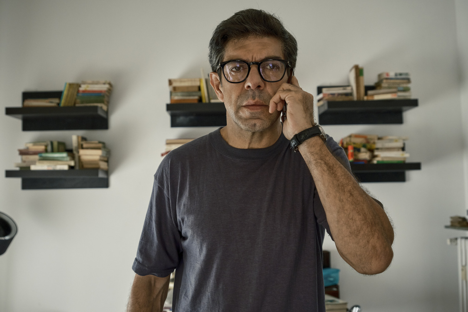 Su Rai Uno Il Colibrì il film di Francesca Archibugi dal romanzo di Sandro Veronesi con Pierfrancesco Favino, Nanni Moretti, Kasia Smutniak, Berenice Bejo e Laura Morante.
